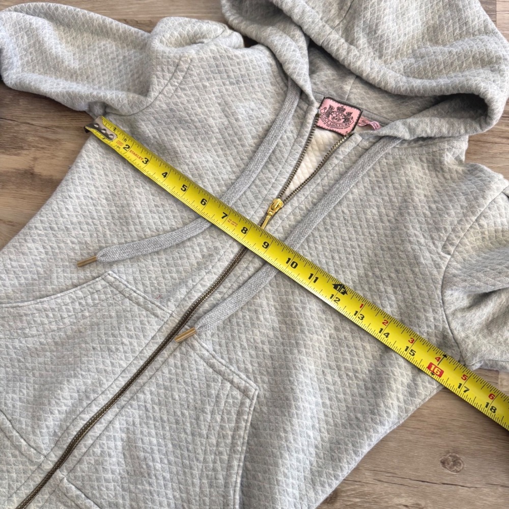 Vintage Juicy Couture Gray Quilted Puff Shoulder Zip Up Hoodie Y2K Size Small - Picture 8 of 13